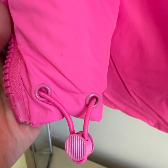 Hot Pink Cropped Puffer Vest - Small - Picture 4 of 5